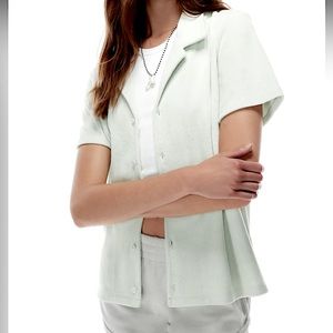 Aritzia TNA White Newcastle Shirt with matching shorts